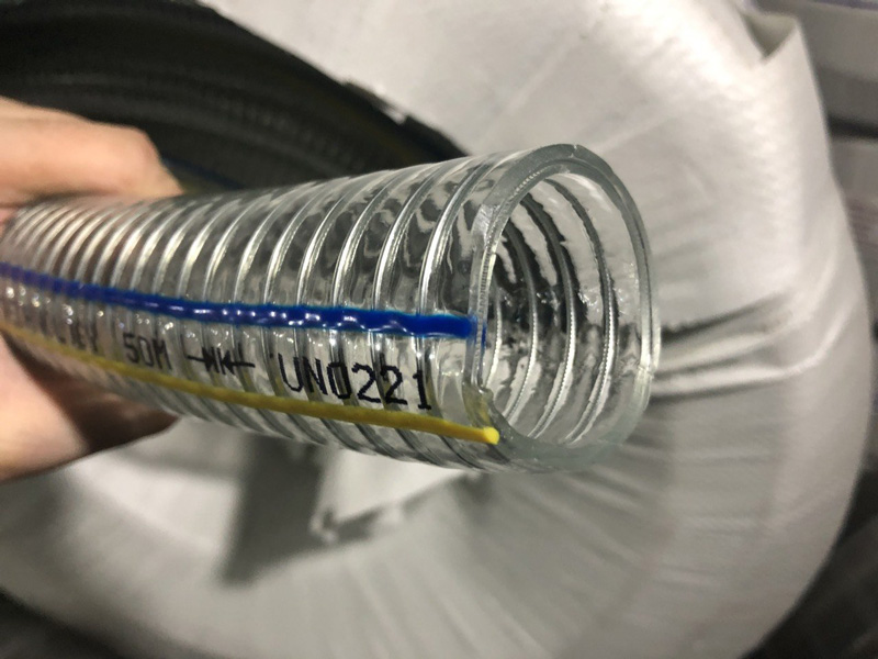 Chất liệu cấu tạo của ống nhựa lõi thép và độ dày